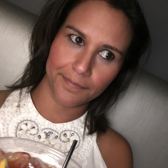 Meet your Posher, Maye - Picture 1 of 1